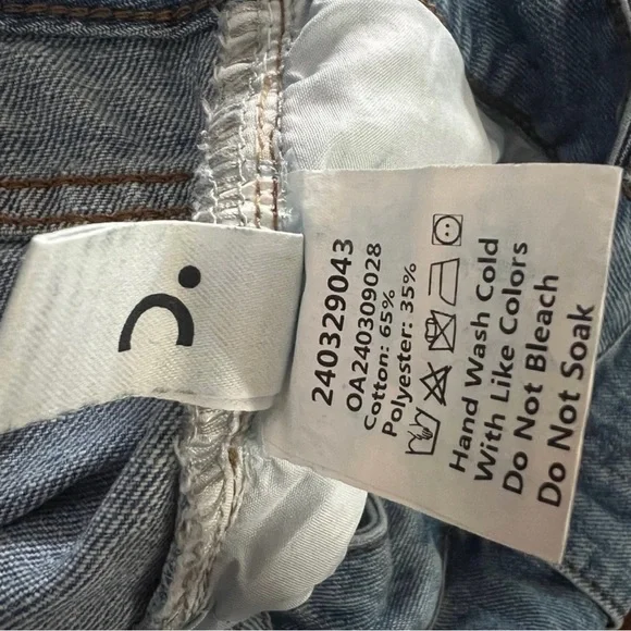 Commense Vintage Denim Straight Leg Pants - Picture 13 of 14